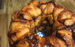 Sourdough Cinnamon Pull-aparts