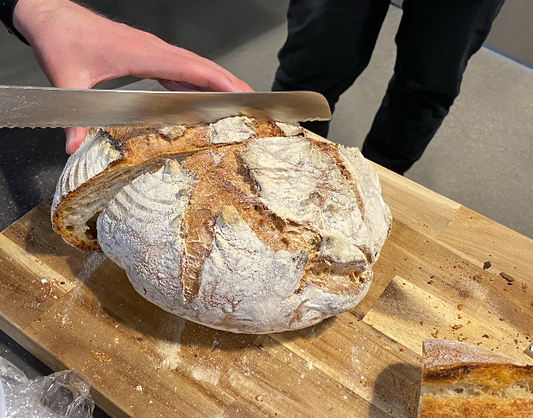 MAKING YOUR FIRST LOAF OF SOURDOUGH BREAD